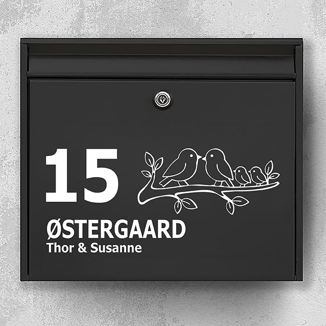 Postkasse-sticker med fugle på gren – personlig navnesticker og husnummer – vejrbestandig vinyl