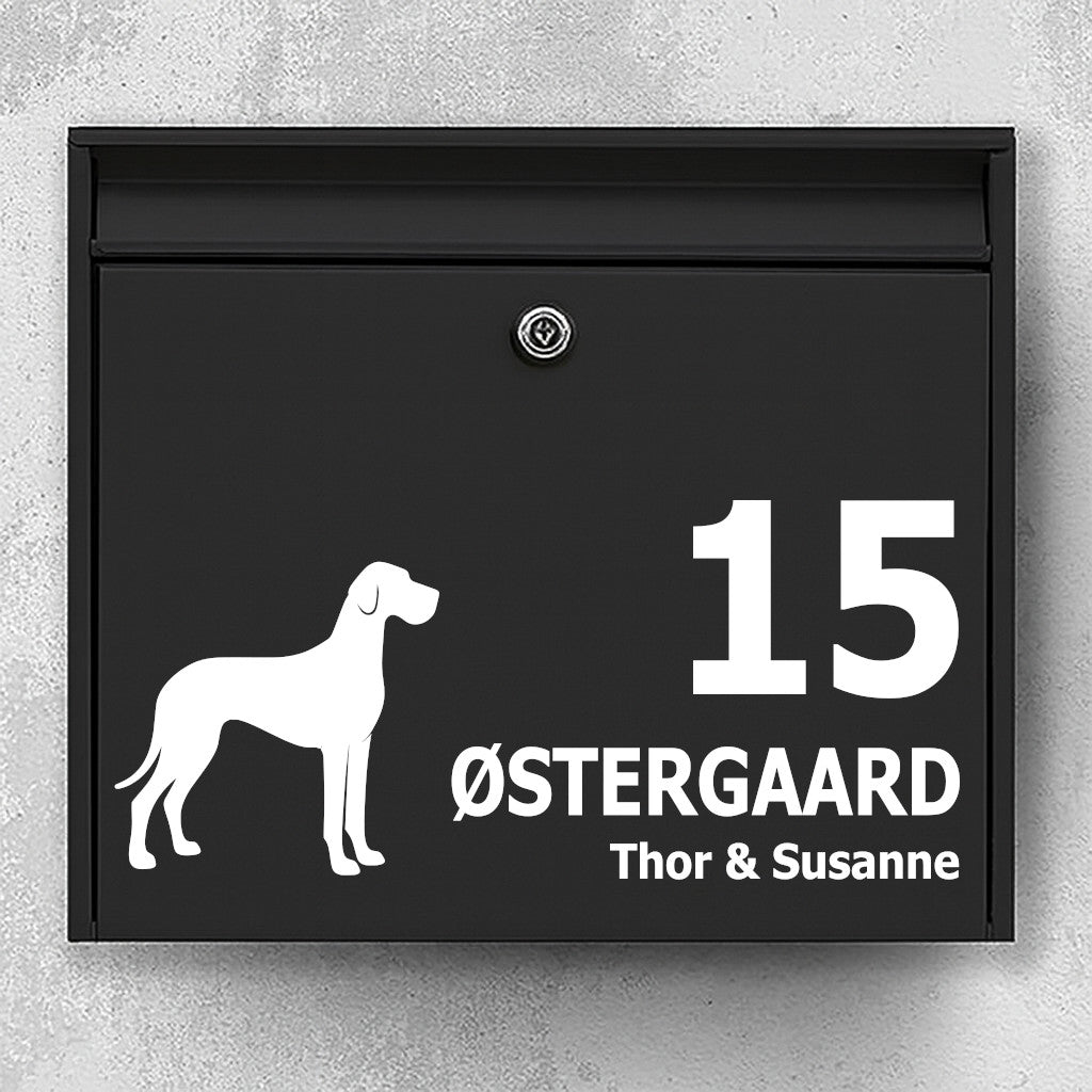 Postkassesticker med Granddanois