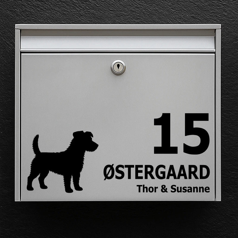 Postkasseklistremerke med Ruhåret Jack Russell terrier