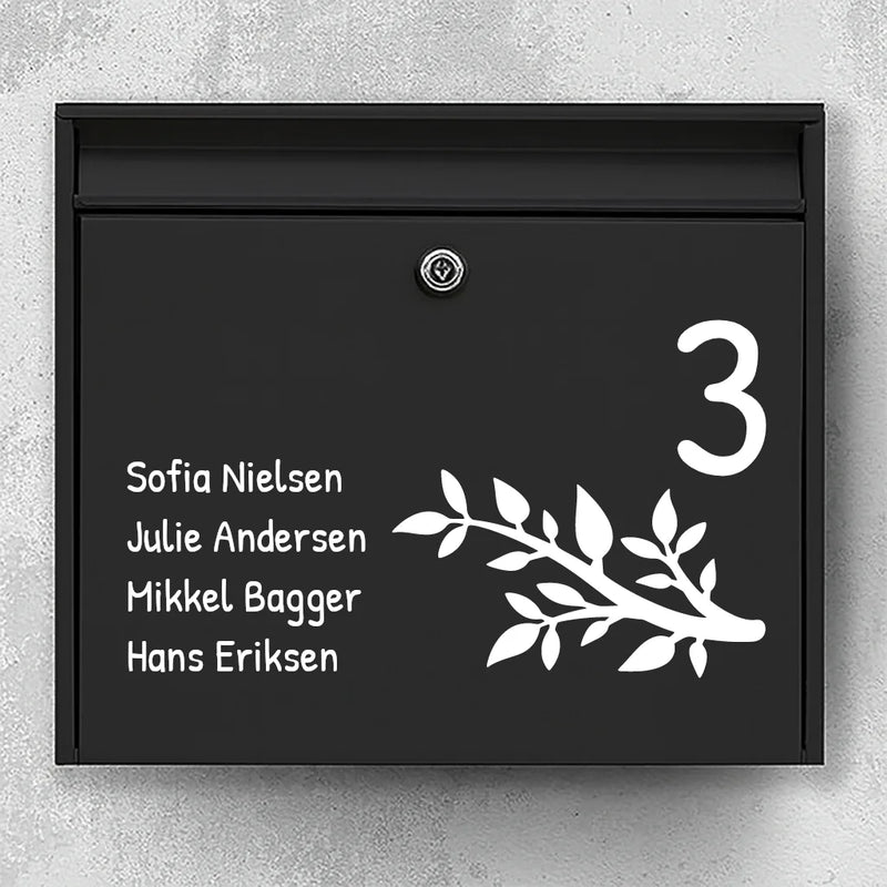 Postkassesticker – grenmotiv med husnummer & navneliste